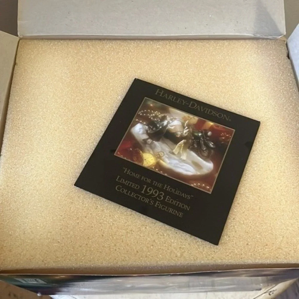 Harley Davidson Home for the Holidays 1993 Limited‎ Edition Collector Figurine